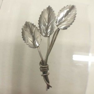 Vintage Sterling Silver Leaf Brooch Pin Fine Jewelry Marked Handmade Sterling